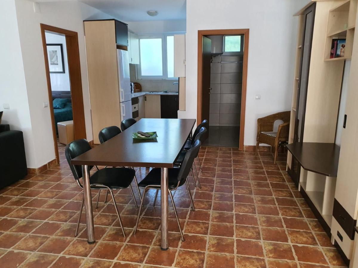 Club Cristal Apartments Neptun Buitenkant foto